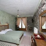 Faris Hotel