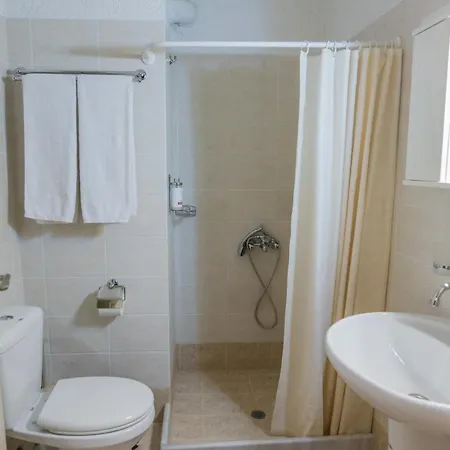 Hotel Faris Xirokampi