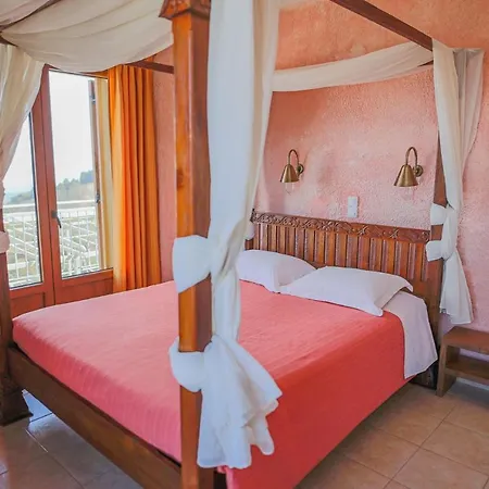 Faris Otel 3*