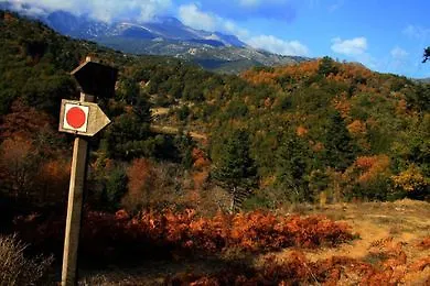 מלון Faris Xirokampi