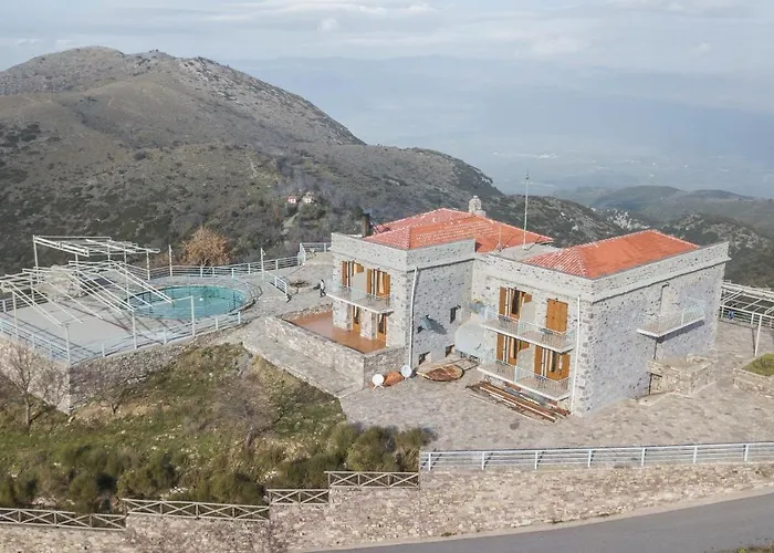 Faris Hotel Xirokampi